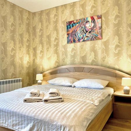 Apartpoltava Новий Будинок, В Самому Центрі 2-Окремі Кімнати, Панорамний Балкон Esterno foto