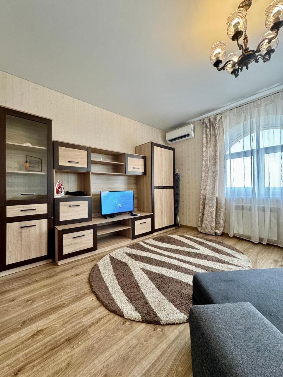 Apartpoltava Новий Будинок, В Самому Центрі 2-Окремі Кімнати, Панорамний Балкон Esterno foto