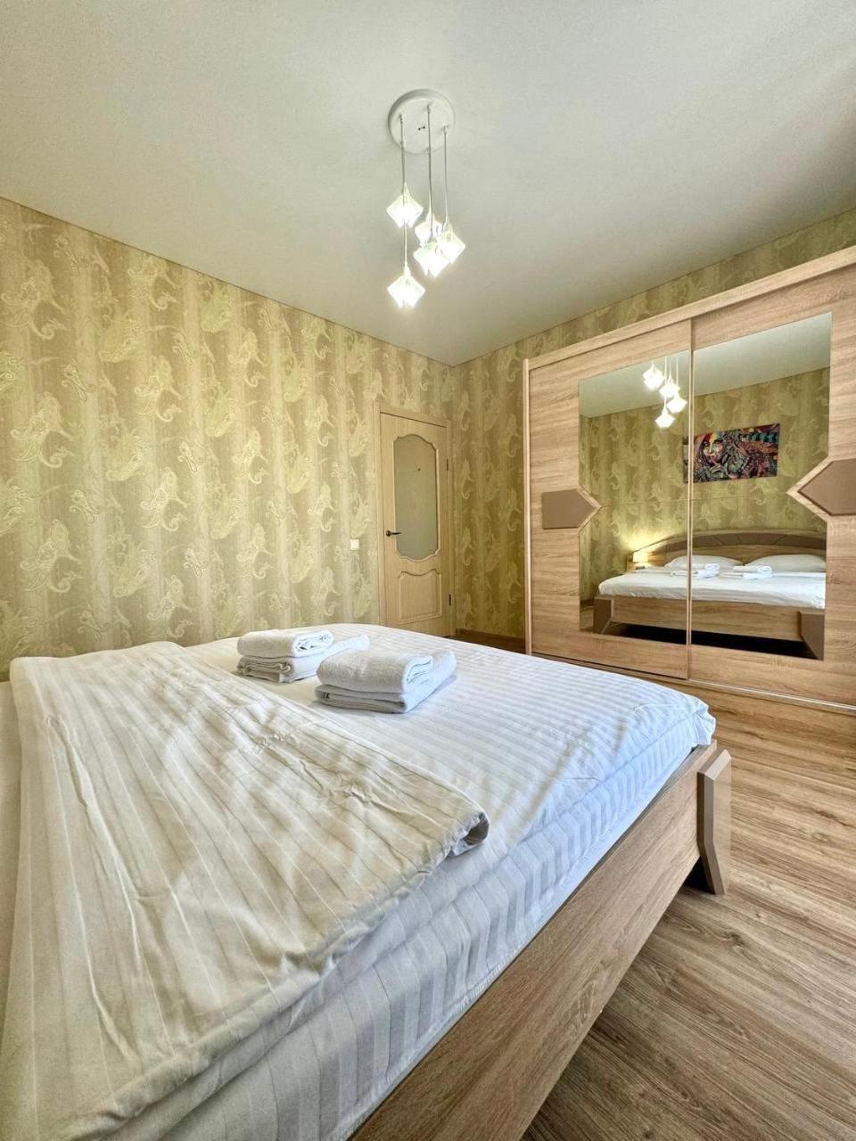 Apartpoltava Новий Будинок, В Самому Центрі 2-Окремі Кімнати, Панорамний Балкон Esterno foto